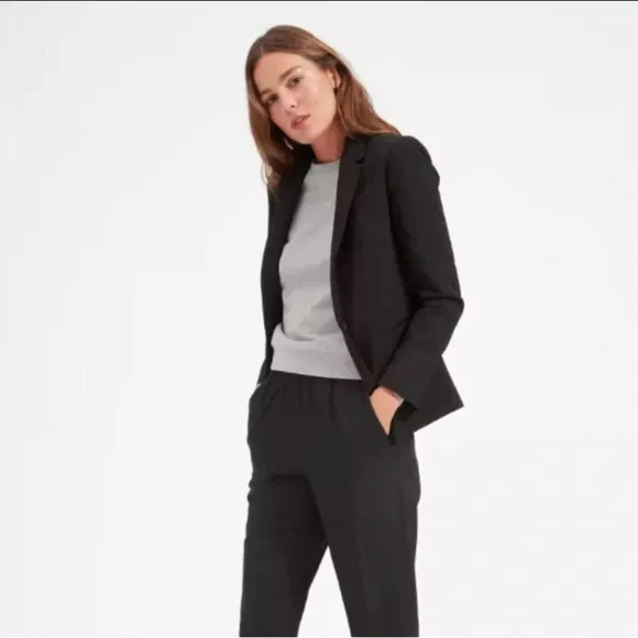 EVERLANE The Italian GoWeave Preppy Black Wool Blazer - Picture 2 of 12